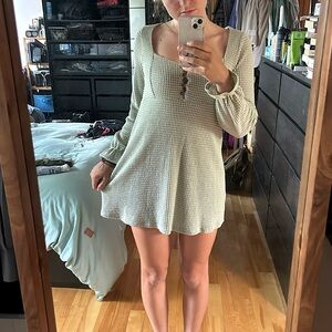 M Blue blush long sleeves mint dress brand new